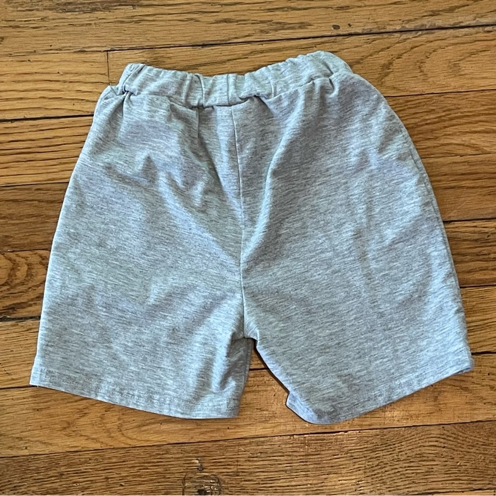SHEIN Gray Athletic Shorts with Elastic Waistband - Picture 4 of 4